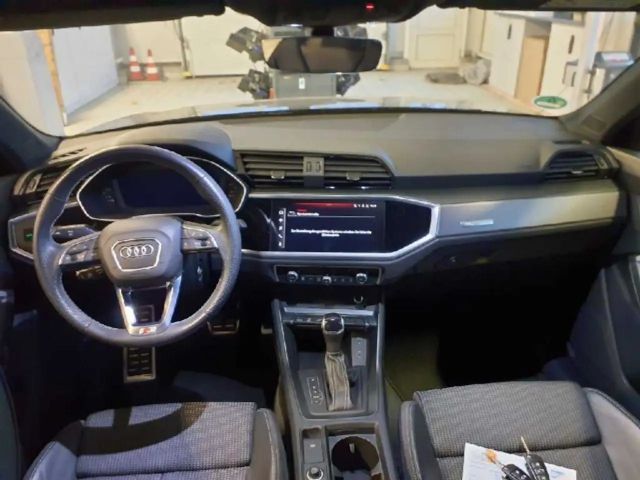 Audi Q3 45 TFSI Hybride S-Line