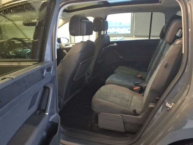 Volkswagen Touran 2.0 TDI DSG Highline