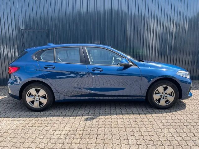 BMW 116 116i 5-deurs Sedan