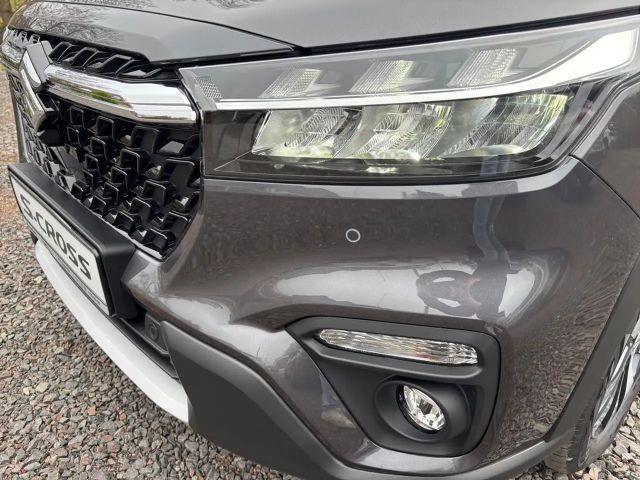 Suzuki S-Cross AllGrip Hybrid