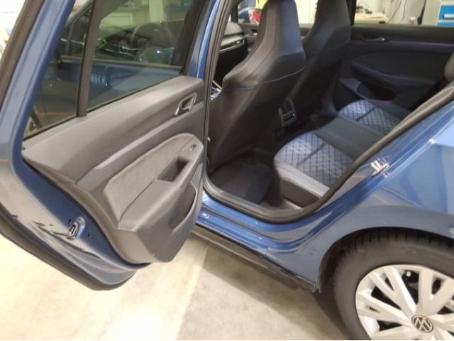 Volkswagen Golf 1.5 TSI R-Line Variant