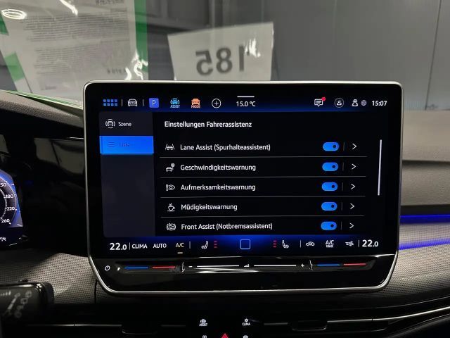 Volkswagen Golf 1.5 eTSI