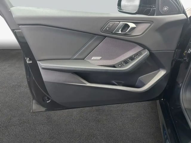 BMW M140i Sedan xDrive