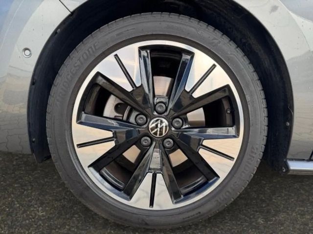 Volkswagen Multivan 2.0 TDI DSG Lang Style T7