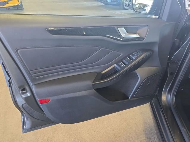 Ford Focus EcoBoost ST Line Wagon