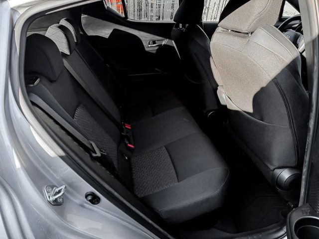 Toyota C-HR Hybride Team D