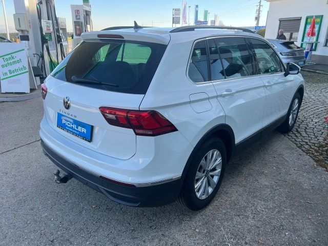 Volkswagen Tiguan DSG Life