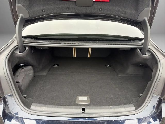 BMW 545 545e M-Sport Sedan xDrive