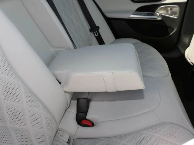 Mercedes-Benz E 220 AMG Line E 220 d Estate