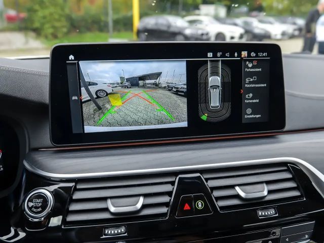 BMW 540 540d Luxury Line Touring xDrive