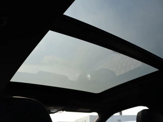 Volkswagen Tayron 2.0 TDI DSG R-Line