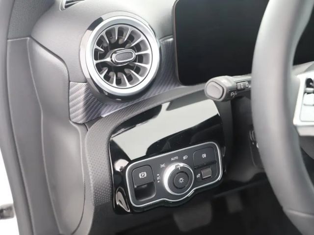 Mercedes-Benz A 220 4MATIC Progressive