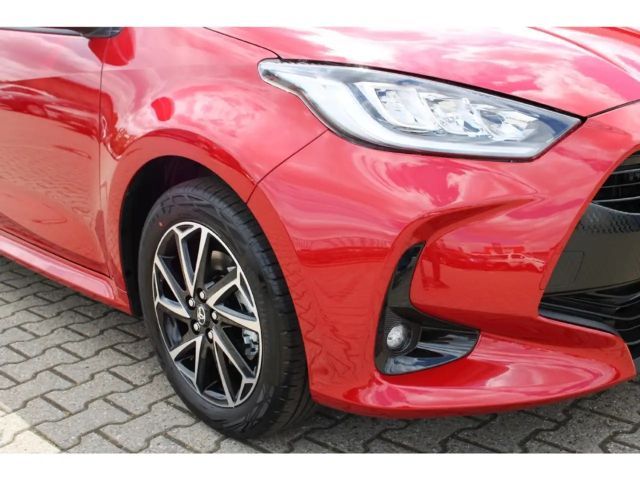 Toyota Yaris Comfort Hatchback Team D