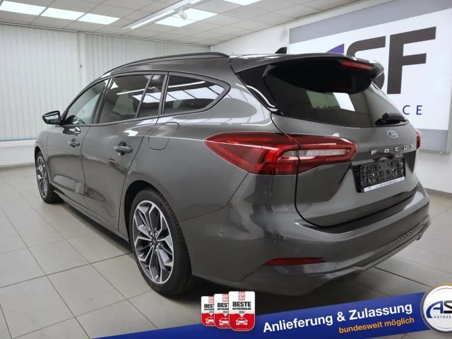 Ford Focus ST Line Wagon