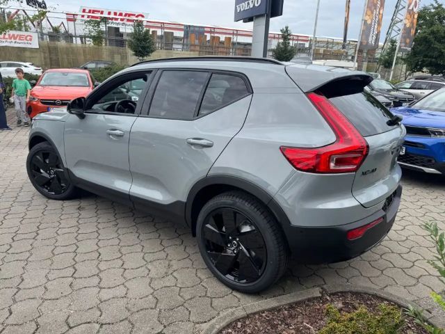 Volvo XC40 Plus