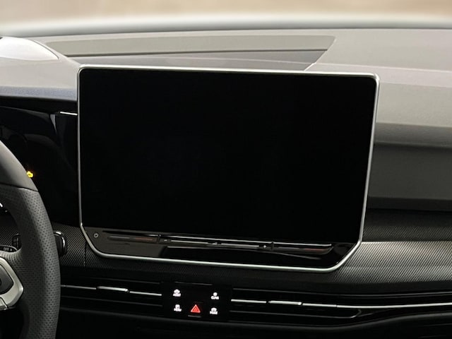 Volkswagen Golf DSG R-Line