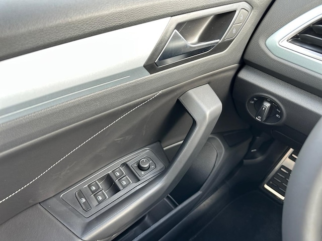 Volkswagen T-Roc 1.5 TSI DSG IQ.Drive