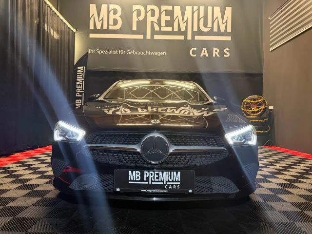 Mercedes-Benz CLA 180 CLA *AHK*VIRTUAL-COCKPIT*KAMERA*