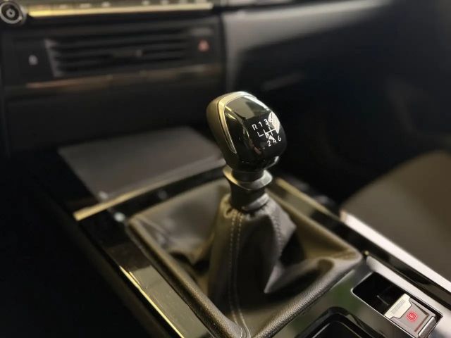 Opel Astra 1.2 Turbo Edition Turbo