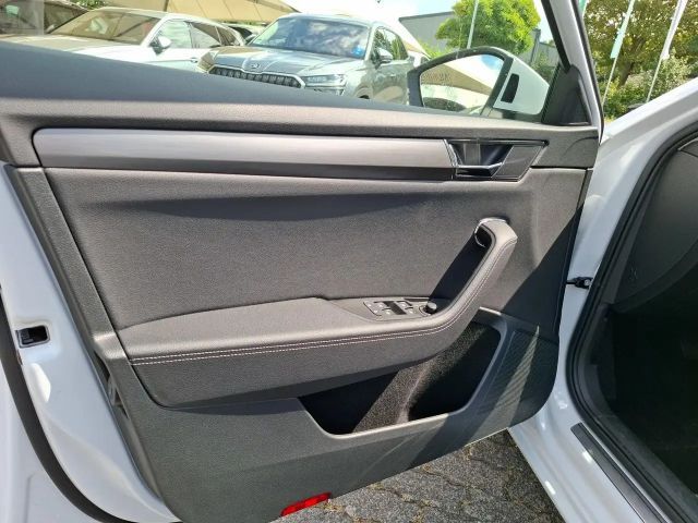 Skoda Superb 2.0 TDI Combi Style Style