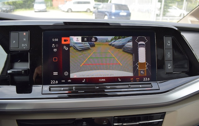 Volkswagen Multivan 2.0 TDI DSG Lang T7