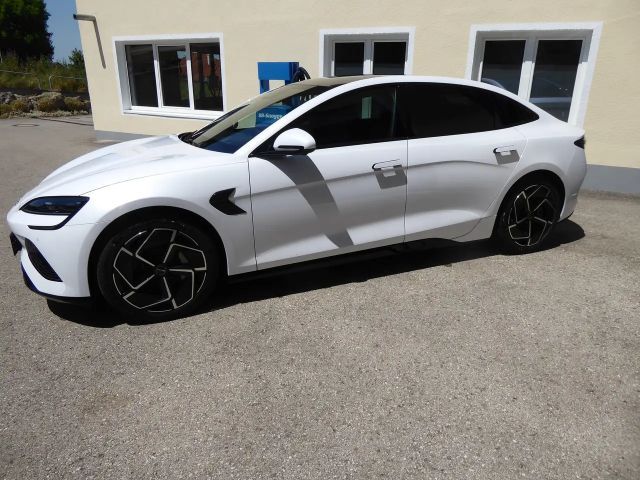 BYD Seal Executive Vierwielaandrijving