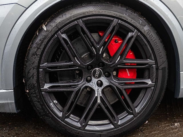 Audi RS Q8 Performance Quattro