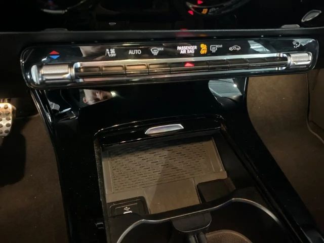 Mercedes-Benz CLA 200 AMG Line Coupé