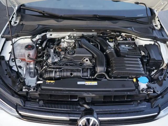 Volkswagen Golf 1.5 TSI Golf VIII Life