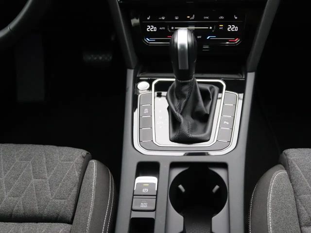 Volkswagen Passat 1.5 TSI Business DSG Variant