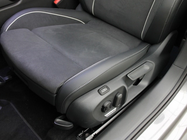 Volkswagen Passat 2,0 l TDI SCR 110 kW (150 PS) 7-Gang-Doppelkupplungsgetrie KLIMA LED NAVI ALU