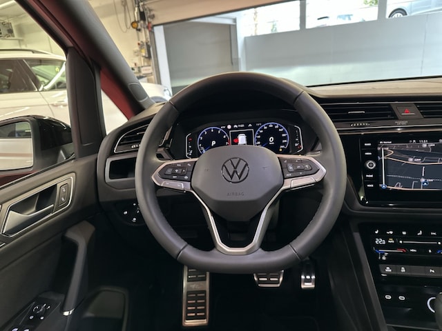 Volkswagen Touran 1.5 TSI DSG R-Line