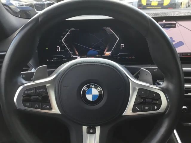 BMW 330 330i Sedan xDrive