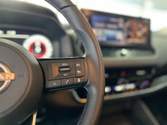 Nissan Qashqai 1.3 Connecta LED+KEYLESS+360°+ACC+VC.