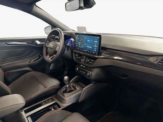 Ford Focus EcoBoost ST Line Wagon