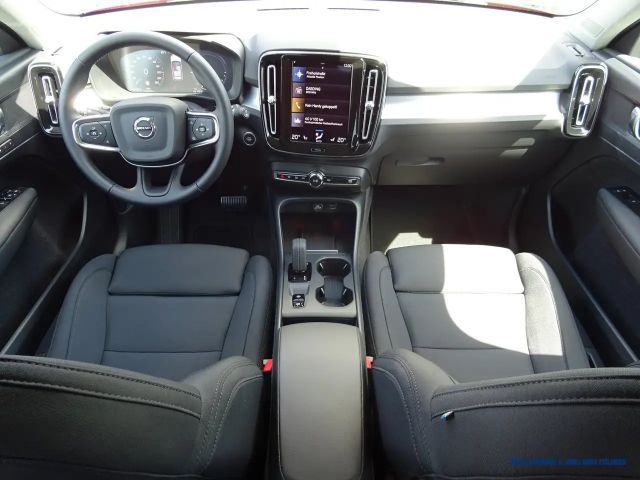 Volvo XC40 R-Design Recharge T5