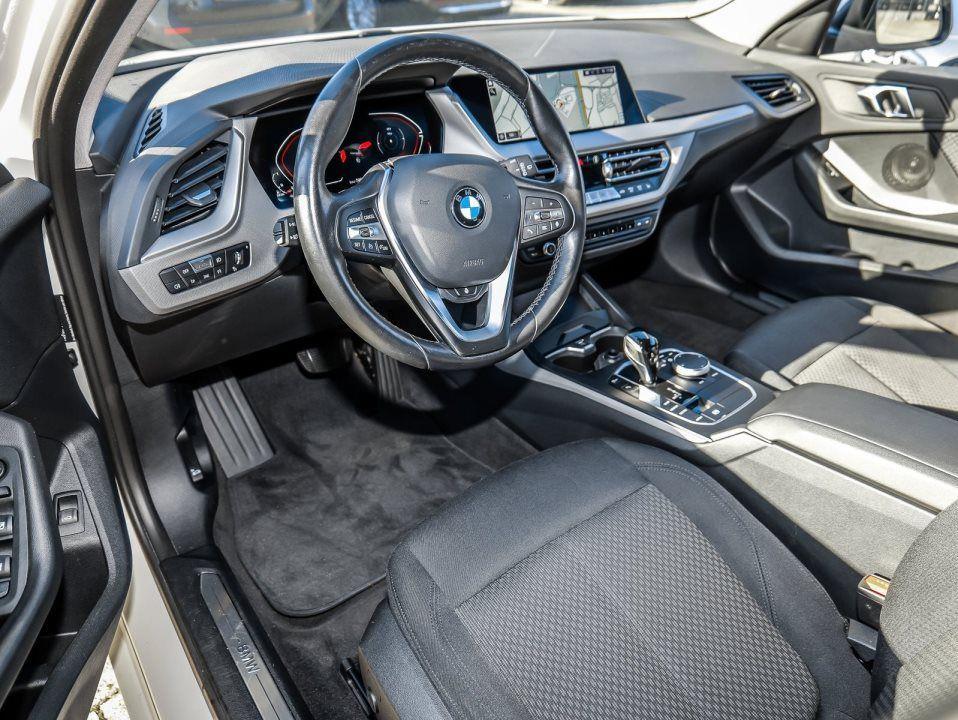 BMW 116 116d 5-deurs Advantage pakket