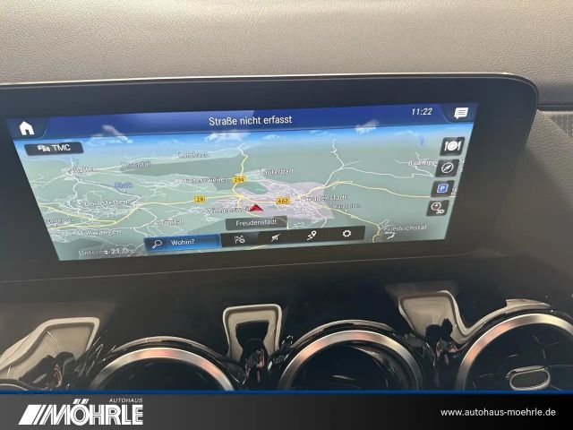 Mercedes-Benz GLA 200 Progressive