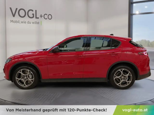 Alfa Romeo Stelvio AT8 Q4