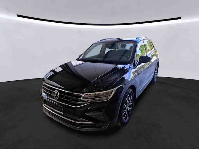 Volkswagen Tiguan AHK*NAVI*LED*RFK*PDC*17LM*ACC*GRA*AUT