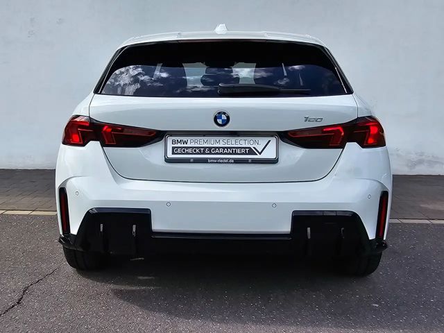 BMW 114 M-Sport Sedan