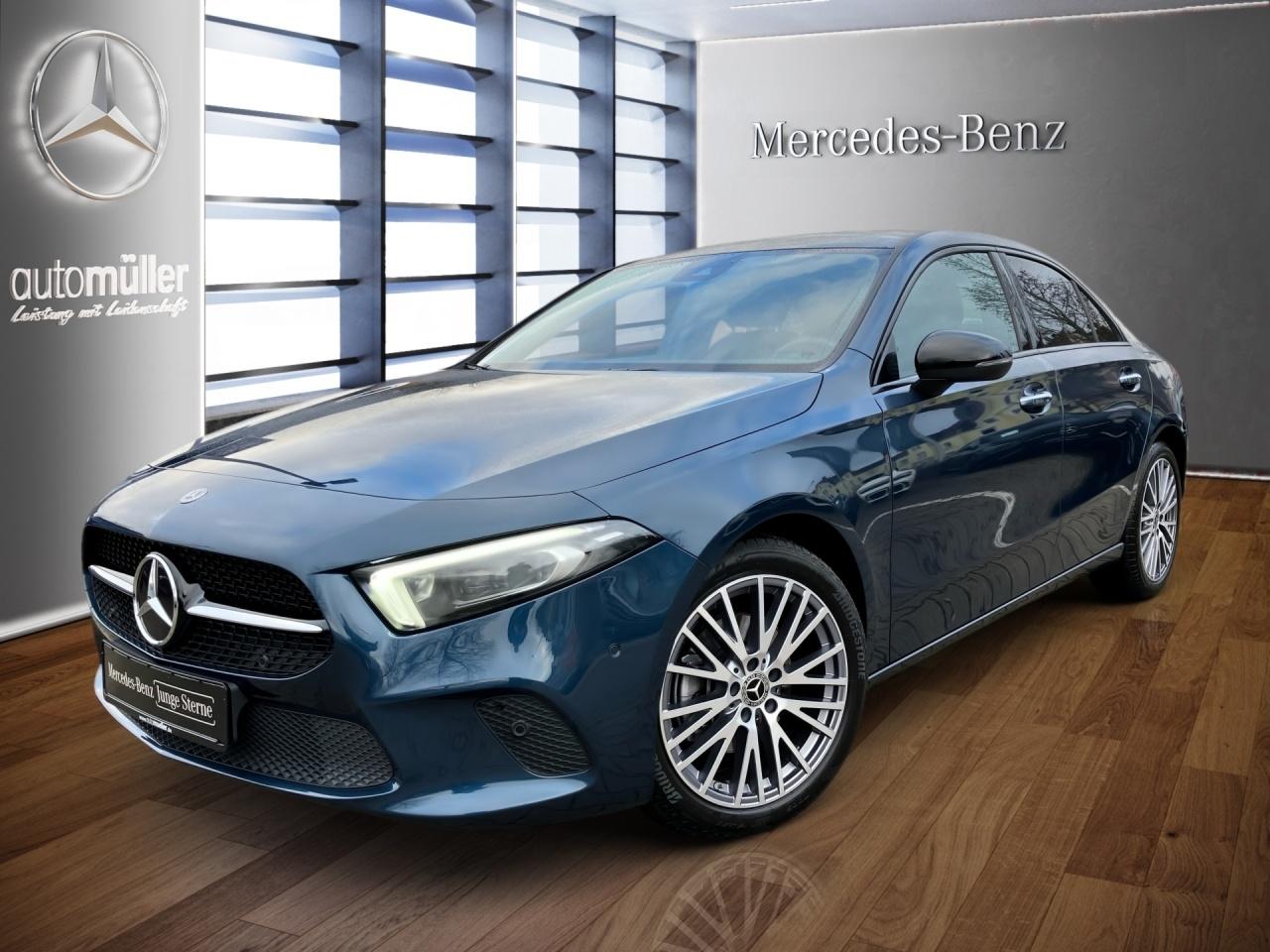 Mercedes-Benz A 200 4MATIC A 200 d