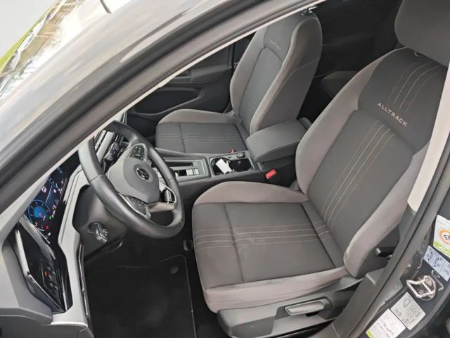 Volkswagen Golf 2.0 TDI AllTrack DSG Variant