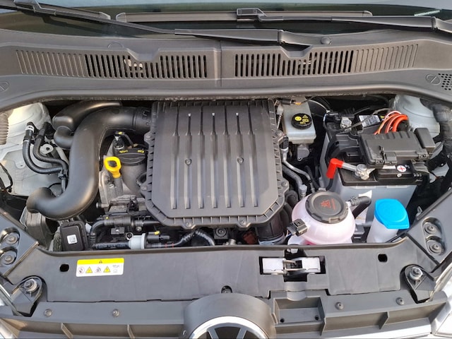 Volkswagen up! Active