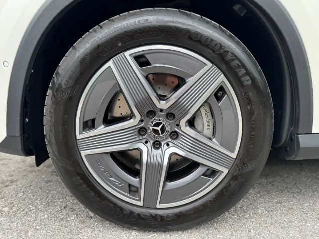 Mercedes-Benz GLC 300 4MATIC AMG Line