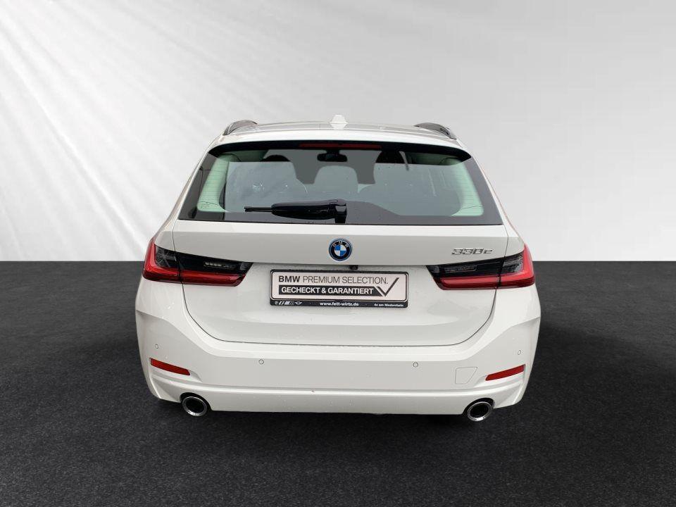 BMW 330 330e Touring