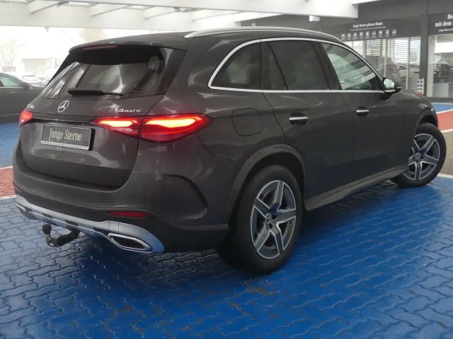 Mercedes-Benz GLC 300 4MATIC AMG Line GLC 300 d