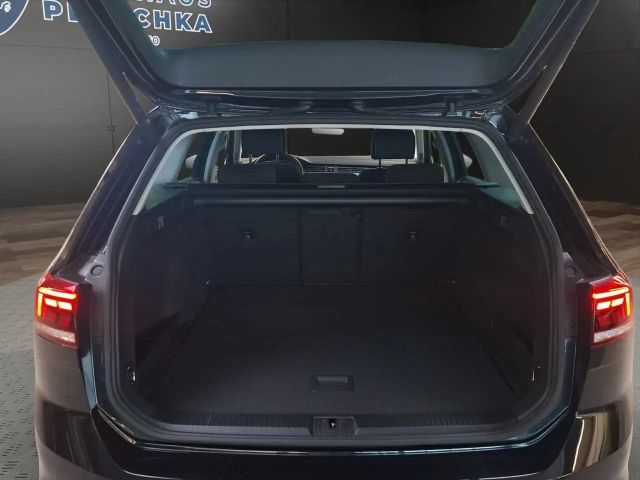Volkswagen Passat 2.0 TDI Business DSG Variant