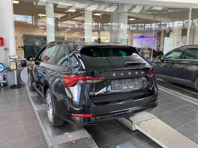 Skoda Octavia 2.0 TDI Combi Tour