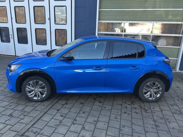 Peugeot E-2008 Allure Pack